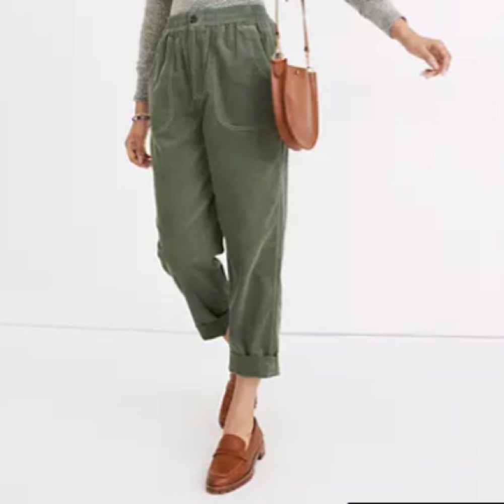 Madewell size M sage green cropped pull-on corduroys!